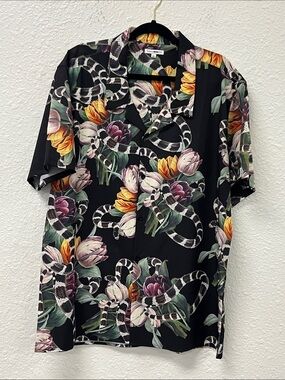 Fashion Nova Black Floral Snake Print Camp Shirt
#1320